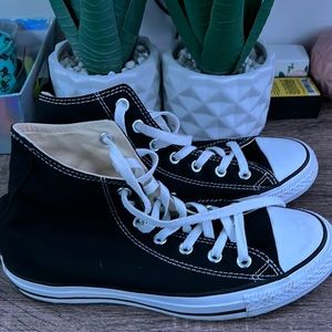 Black All Star Converse